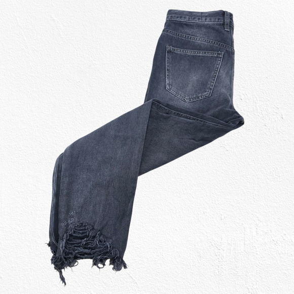 We The Free Black Distressed Mid Rise Crop Free People Grunge Jeans Size 26 - Picture 9 of 10